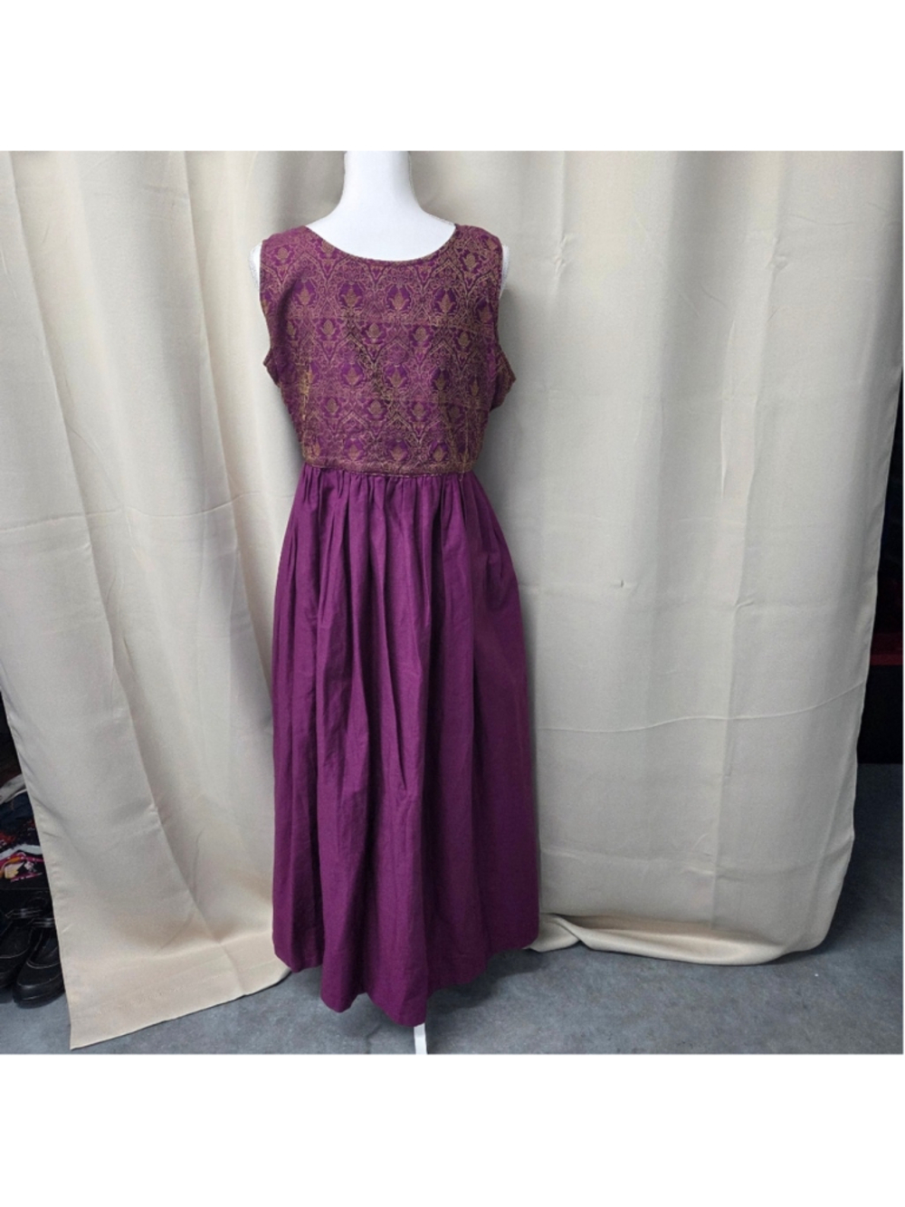 The Pyramid Collection Purple Lace-Up Maxi Dress Fairycore Renaissance Size L - Picture 3 of 5